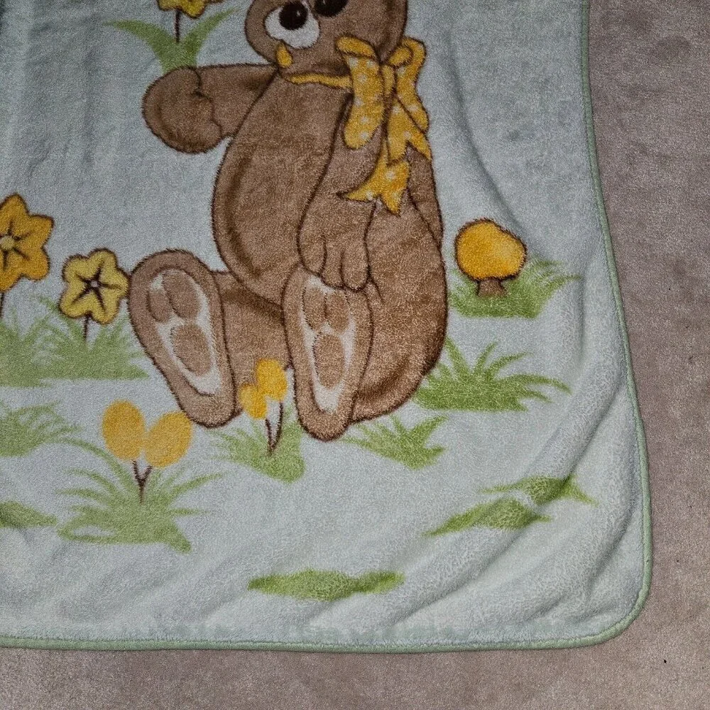 VTG Green Mink Blanket Throw Brown Bear Yellow Flowers Trees Cuamatzi 42x54